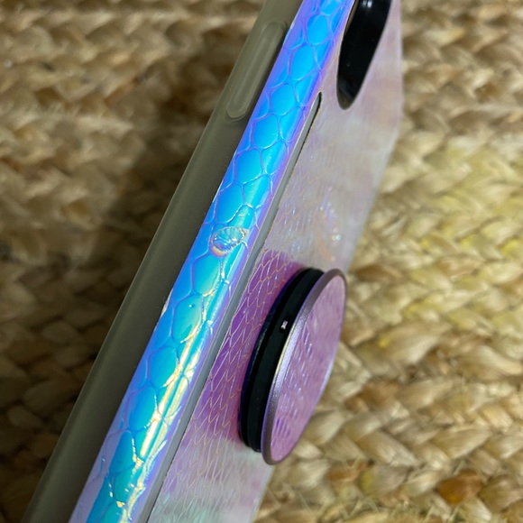 LuMee iPhone X, iridescent snakeskin print light up selfie case, mermaid - Picture 3 of 5